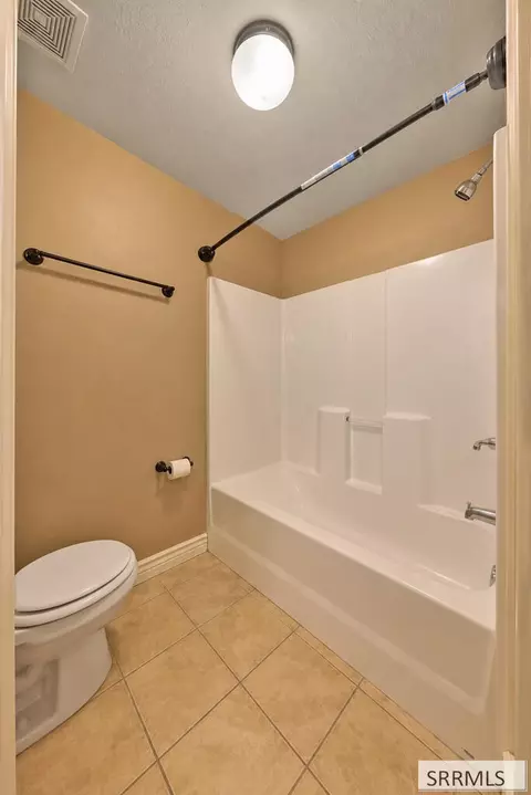 Bath - 435 Sunflower Rd, Rexburg, ID 83440 photo 4 of 4
