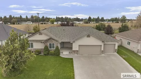 3570 Sycamore Cir, Idaho Falls, ID 83402