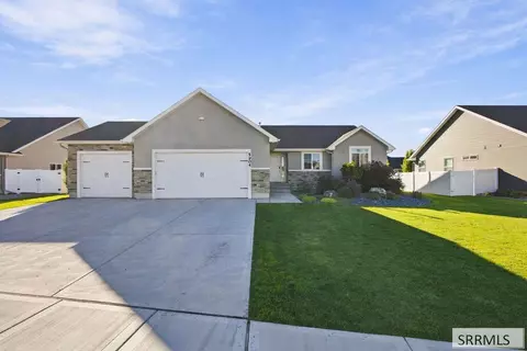5904 Lochsa St, Idaho Falls, ID 83404