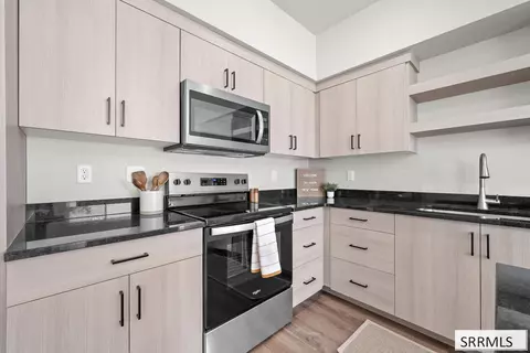 Kitchen - 2698 Derrald Loop, Ammon, ID 83406 photo 2 of 3