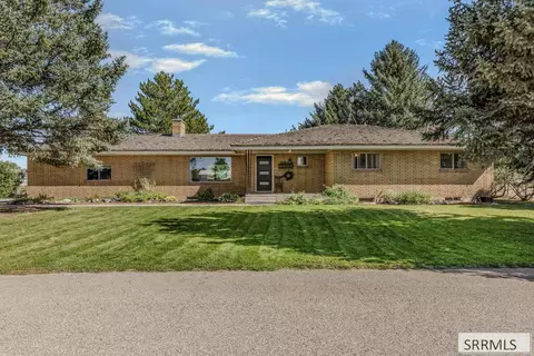 939 S 45th E, Idaho Falls, ID 83401