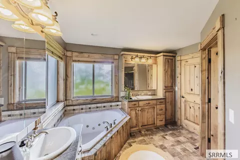Bath - 102 N 3918 E, Rigby, ID 83442 photo 9 of 16