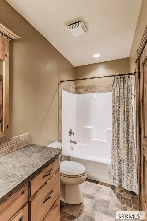 Bath - 102 N 3918 E, Rigby, ID 83442 photo 15 of 16