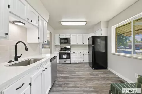 Kitchen - 420 W 1 S, Rigby, ID 83442 photo 2 of 4