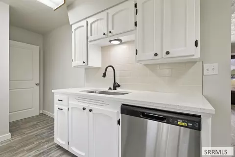 Kitchen - 420 W 1 S, Rigby, ID 83442 photo 3 of 4