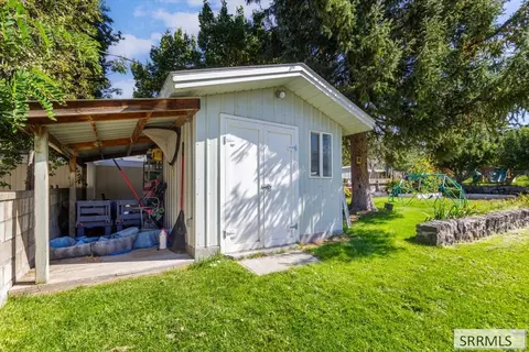 Exterior - 115 Elm Ave, Rexburg, ID 83440 photo 5 of 11