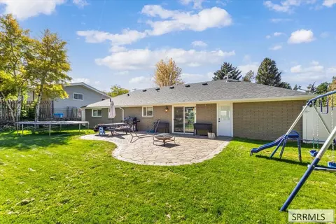 Exterior - 115 Elm Ave, Rexburg, ID 83440 photo 4 of 11