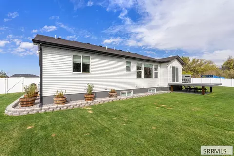 Exterior - 3272 Conela Cir, Ammon, ID 83406 photo 6 of 12