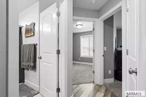 Entry Way - 3272 Conela Cir, Ammon, ID 83406 photo 4 of 6