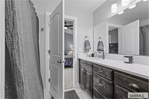 Bath - 3272 Conela Cir, Ammon, ID 83406 photo 4 of 7