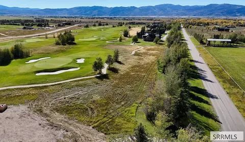 355 Silver Fox Ln, Victor, ID 83455