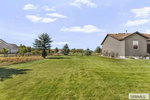 Exterior - 258 N 4520 E, Rigby, ID 83442 photo 8 of 10