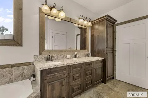 Bath - 258 N 4520 E, Rigby, ID 83442 photo 1 of 6