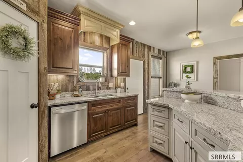 Kitchen - 258 N 4520 E, Rigby, ID 83442 photo 5 of 7