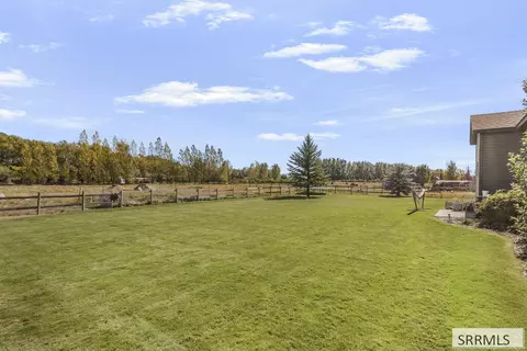 Exterior - 258 N 4520 E, Rigby, ID 83442 photo 9 of 10