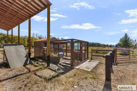 Exterior - 258 N 4520 E, Rigby, ID 83442 photo 6 of 10