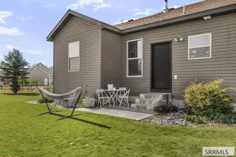 Exterior - 258 N 4520 E, Rigby, ID 83442 photo 3 of 10