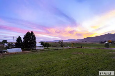 3449 2700 N, Moore, ID 83255