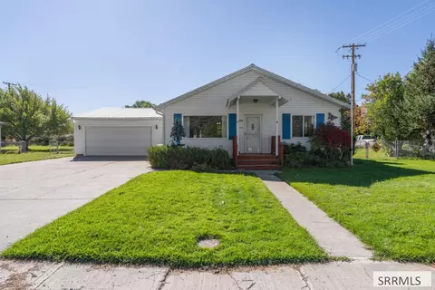 2930 E Teton St, Ammon, ID 83406