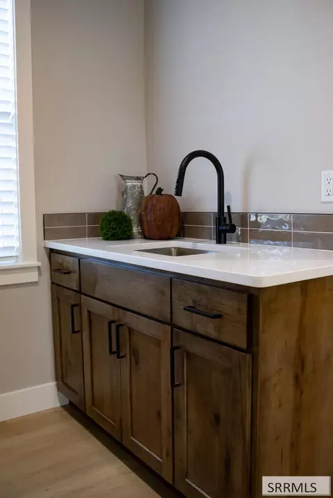 Kitchen - 4132 E 206 N, Rigby, ID 83442 photo 3 of 3