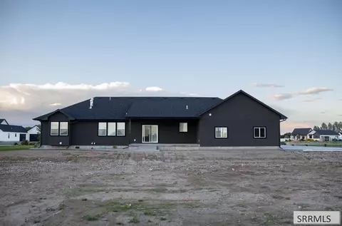 Exterior - 4132 E 206 N, Rigby, ID 83442 photo 7 of 9