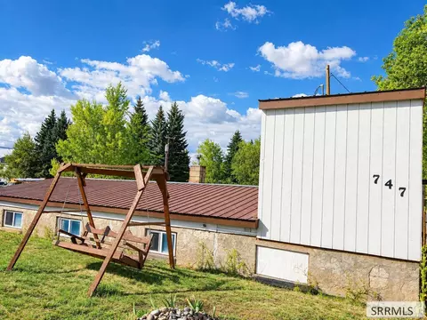 747 W 2nd N, Saint Anthony, ID 83445