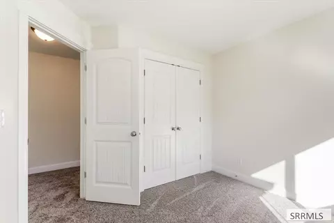 Bedroom - 4806 S Mountain Bend Dr, Ammon, ID 83406 photo 8 of 10