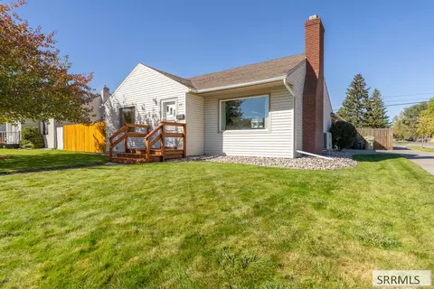 897 E 13th St, Idaho Falls, ID 83404