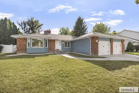 262 Brookside Dr, Idaho Falls, ID 83404