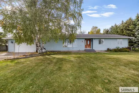 1181 Country Rd, Sugar City, ID 83448