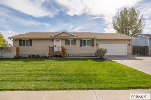 2305 Louise Ln, Idaho Falls, ID 83402