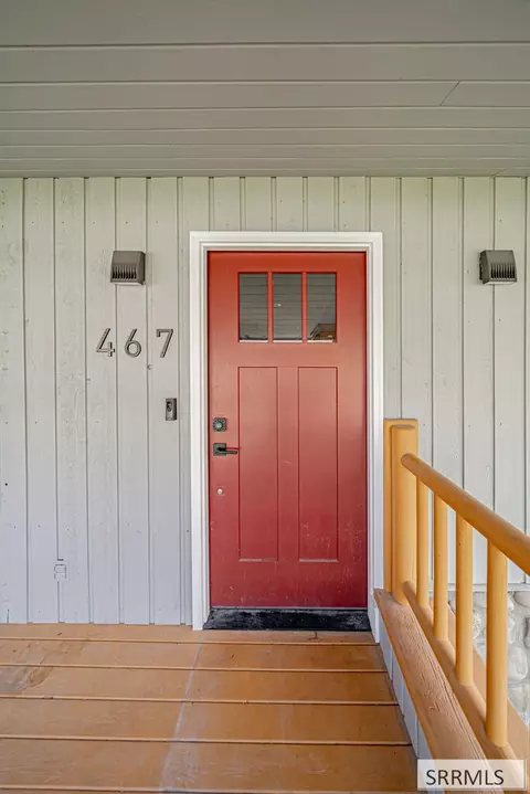 Exterior - 467 N 3rd W, Rigby, ID 83442 photo 3 of 11