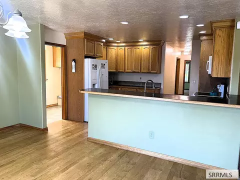 Kitchen - 712 Monroe St, Salmon, ID 83467 photo 1 of 6