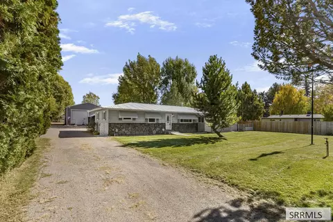 902 W Harmony Dr, Blackfoot, ID 83221
