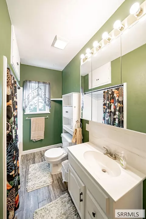 Bath - 283 W 1st S, Rigby, ID 83442 photo 1 of 1