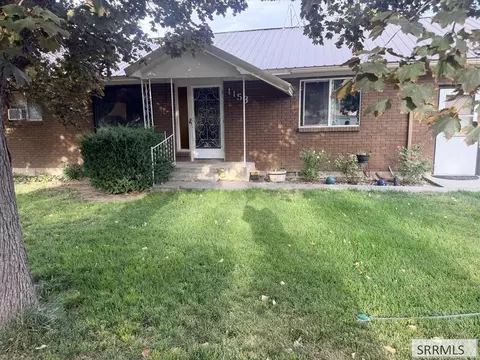 1153 S Meridian St, Blackfoot, ID 83221
