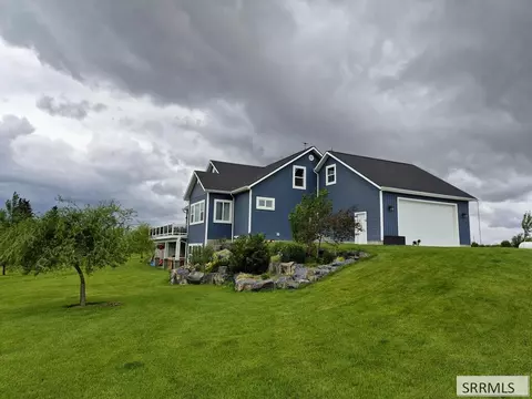 6272 W 49th S, Idaho Falls, ID 83402