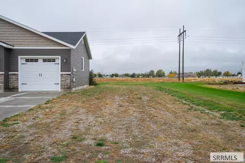 Exterior - 183 N 4032 E, Rigby, ID 83442 photo 2 of 5
