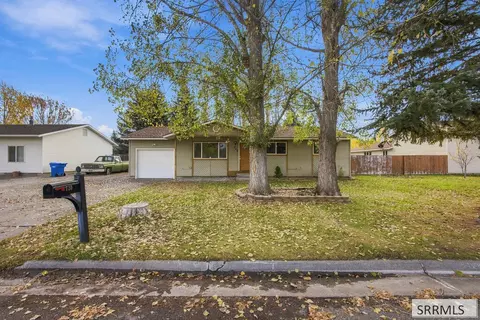 720 N Crimson Dr, Idaho Falls, ID 83401