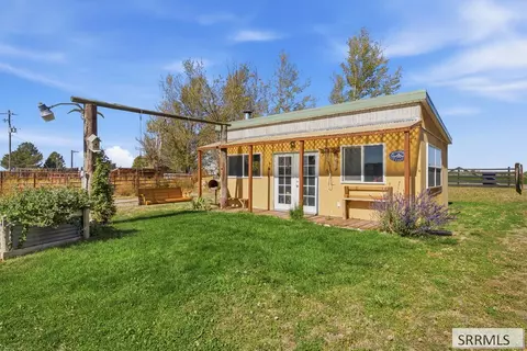 Exterior - 855 E 1100 S, Shelley, ID 83274 photo 15 of 26