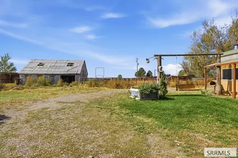 Exterior - 855 E 1100 S, Shelley, ID 83274 photo 19 of 26