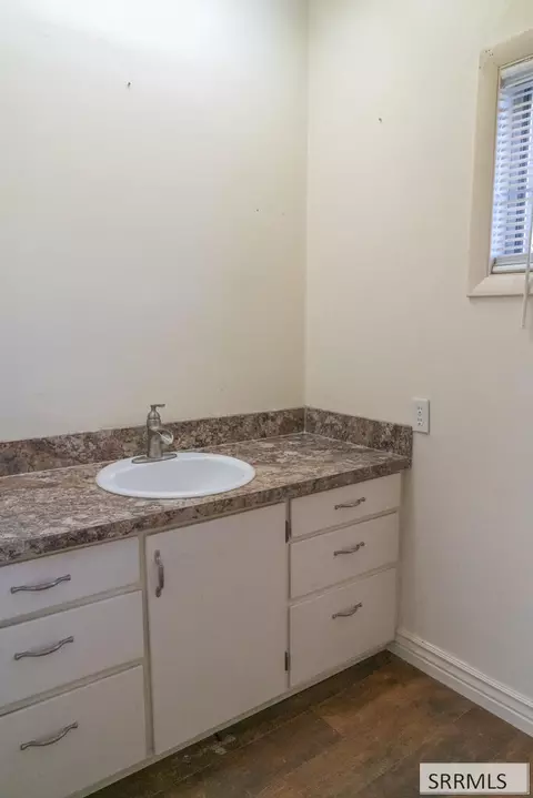 Bath - 429 W 2nd S, Rexburg, ID 83440 photo 1 of 4