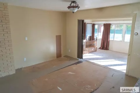 Living - 429 W 2nd S, Rexburg, ID 83440 photo 2 of 2