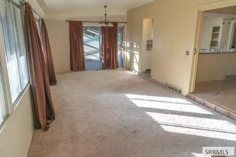 Living - 429 W 2nd S, Rexburg, ID 83440 photo 1 of 2