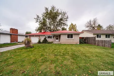 1300 Bower Dr, Idaho Falls, ID 83404