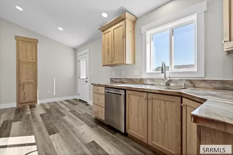 Kitchen - 3886 E Walnut Way, Rigby, ID 83442 photo 3 of 3