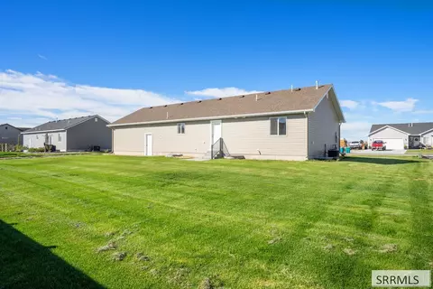 Exterior - 3886 E Walnut Way, Rigby, ID 83442 photo 3 of 6