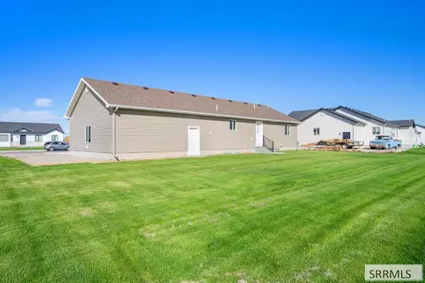 Exterior - 3886 E Walnut Way, Rigby, ID 83442 photo 5 of 6