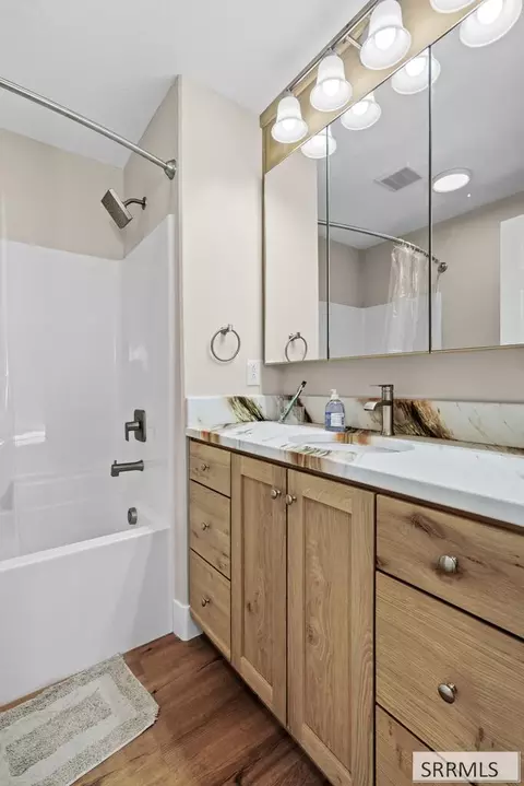 Bath - 3886 E Walnut Way, Rigby, ID 83442 photo 1 of 4