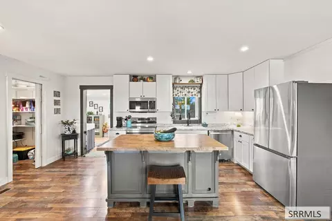 Kitchen - 628 N 2743 E, Roberts, ID 83444 photo 2 of 5